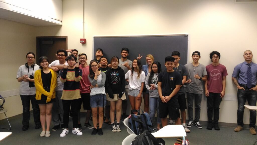 Jordan Luz's class of English 100 students making silly faces