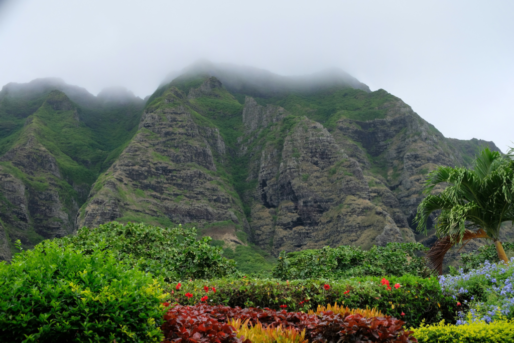 (Photo courtesy of Seth Cottle via Unsplash, of Kualoa Ranch, Kaneohe, Hawaii, USA)